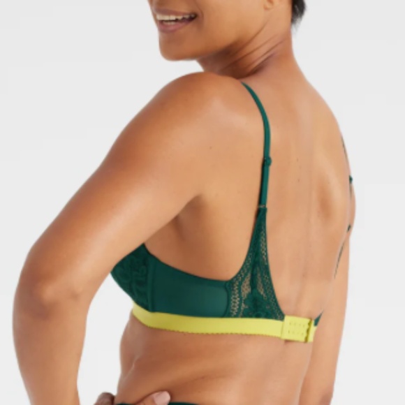 Knix Lace Deep-V Bra Sz M in Emerald - Picture 2 of 6